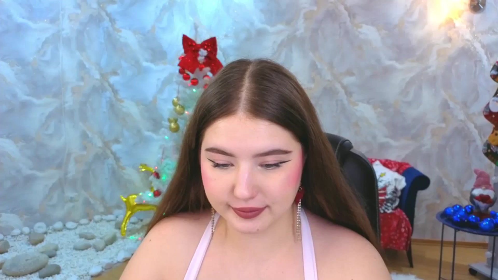 Gallery image thumbnail from EnigmaVeil's myfreecams stream on, 12/22/2025, 23:13 image 4 of 20