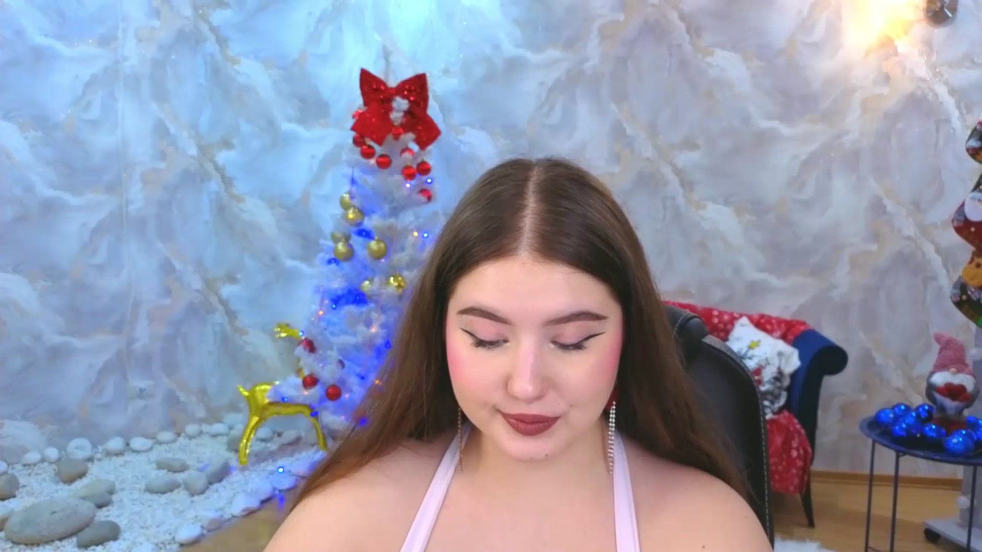 Gallery image thumbnail from EnigmaVeil's myfreecams stream on, 12/22/2025, 23:13 image 6 of 20