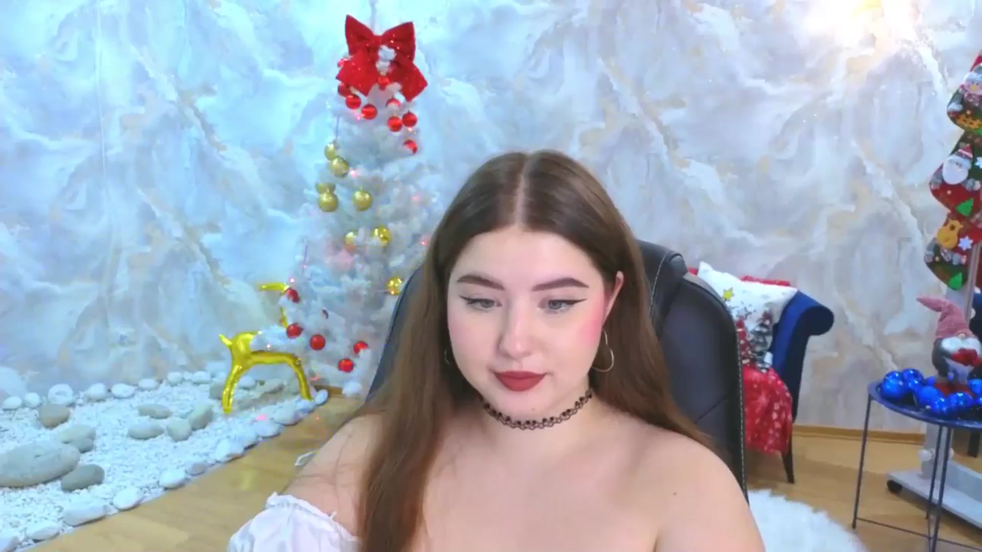 Gallery image thumbnail from EnigmaVeil's myfreecams stream on, 12/24/2025, 11:03 image 2 of 20