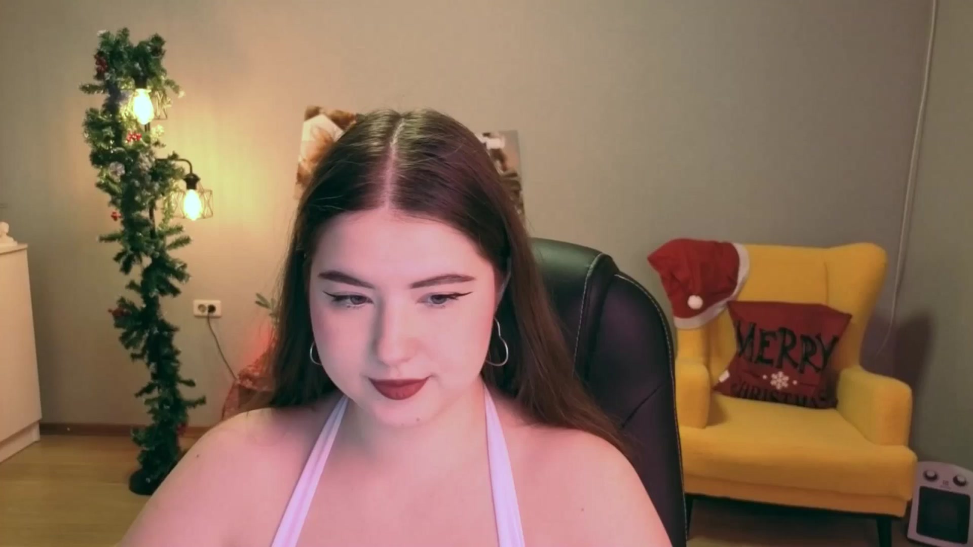 Gallery image thumbnail from EnigmaVeil's myfreecams stream on, 12/25/2025, 19:22 image 9 of 20