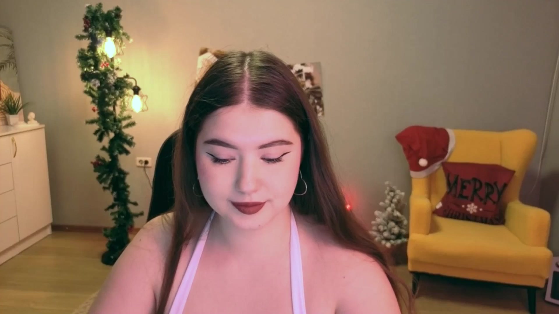 Gallery image thumbnail from EnigmaVeil's myfreecams stream on, 12/25/2025, 20:47 image 16 of 20