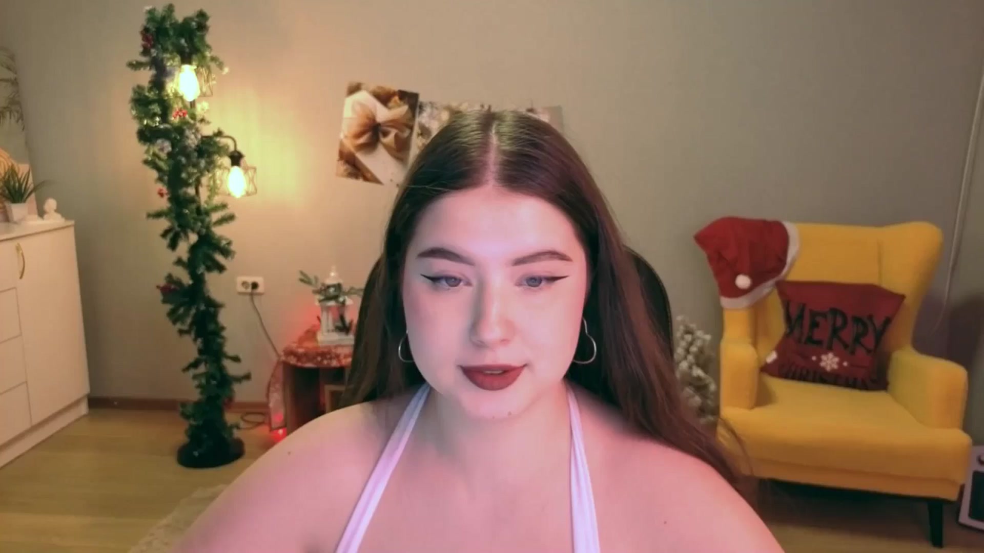 Gallery image thumbnail from EnigmaVeil's myfreecams stream on, 12/25/2025, 21:13 image 12 of 20