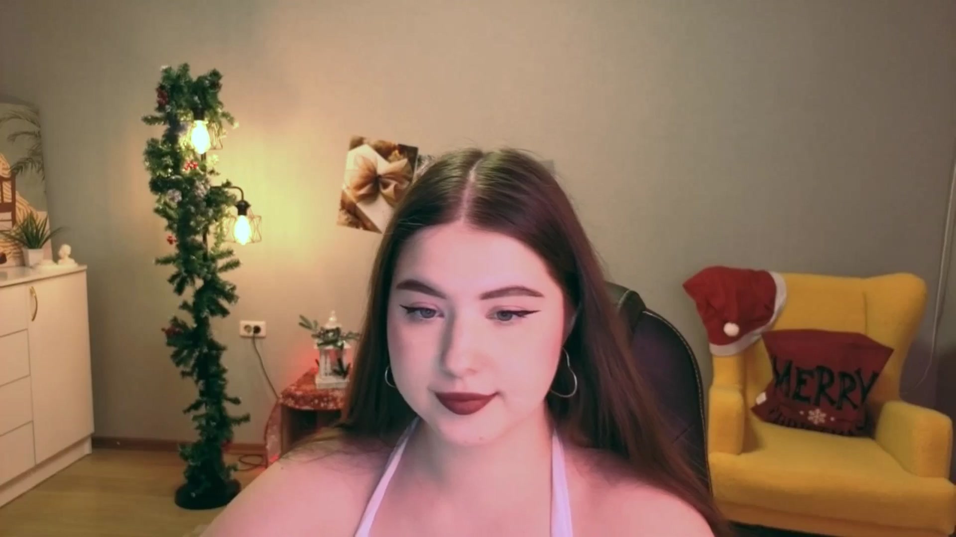 Gallery image thumbnail from EnigmaVeil's myfreecams stream on, 12/25/2025, 23:49 image 2 of 20