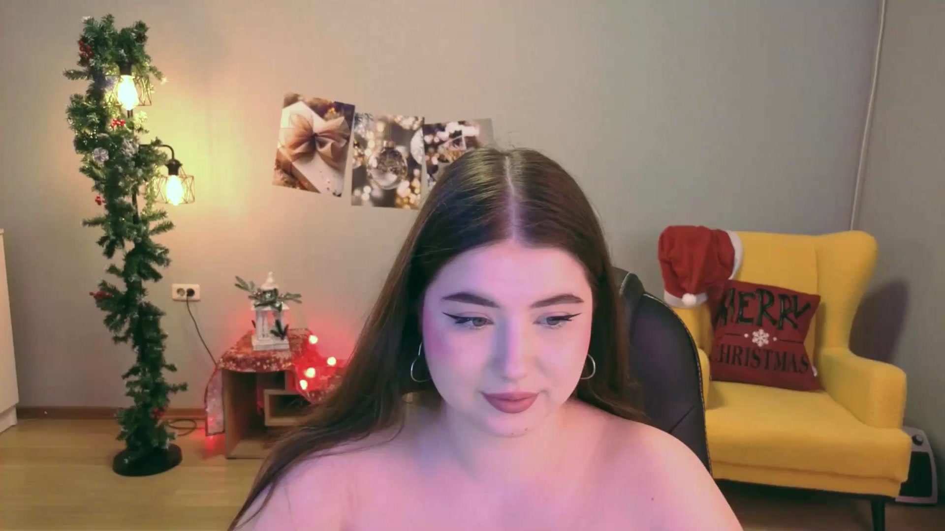 Gallery image thumbnail from EnigmaVeil's myfreecams stream on, 12/27/2025, 18:41 image 18 of 20