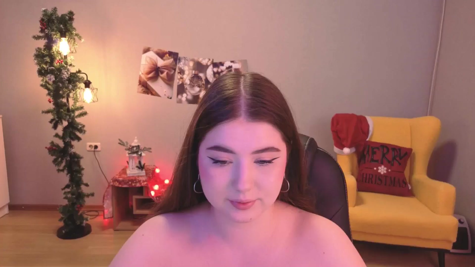 Gallery image thumbnail from EnigmaVeil's myfreecams stream on, 12/27/2025, 18:41 image 3 of 20