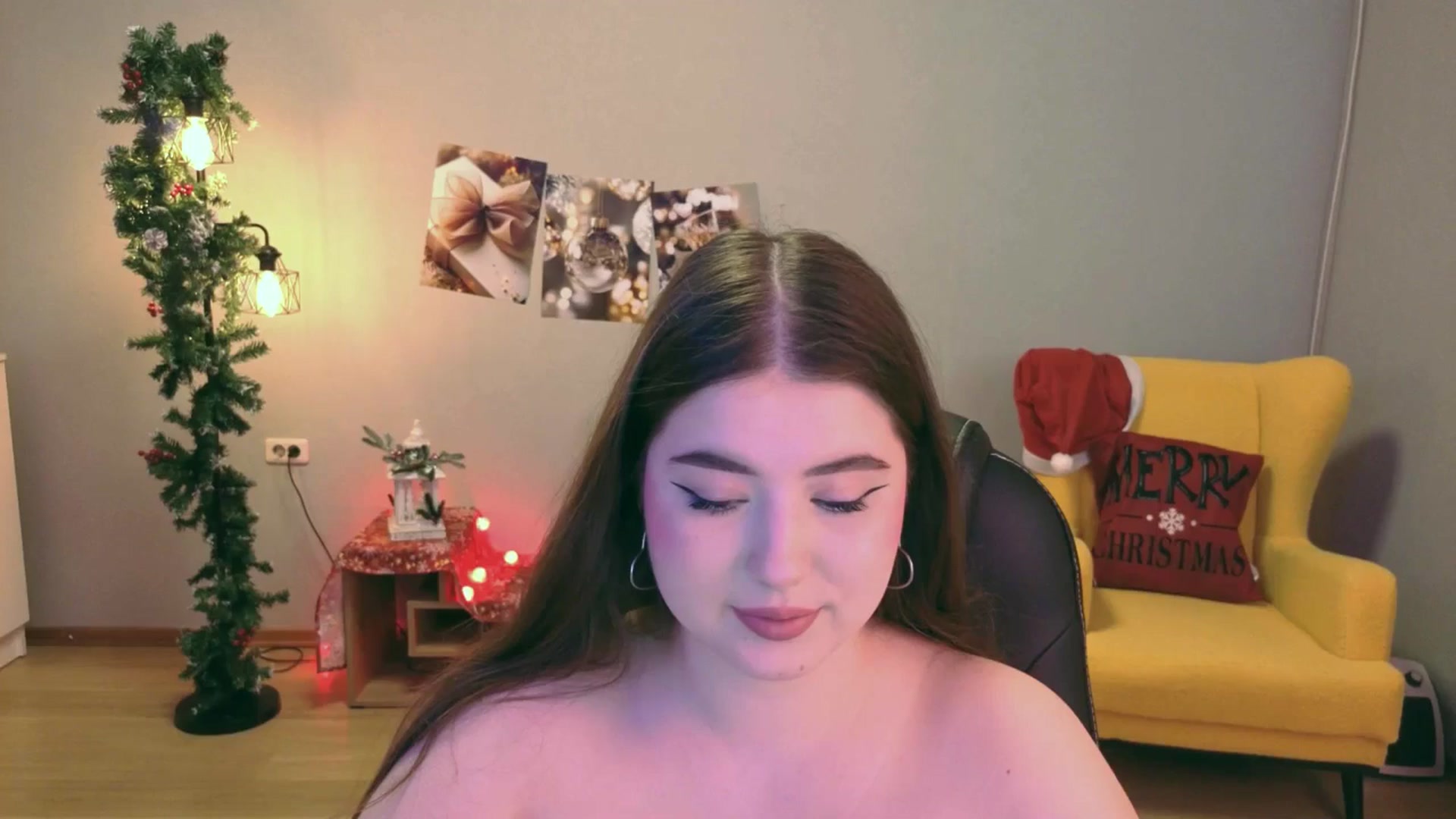 Gallery image thumbnail from EnigmaVeil's myfreecams stream on, 12/27/2025, 18:41 image 20 of 20