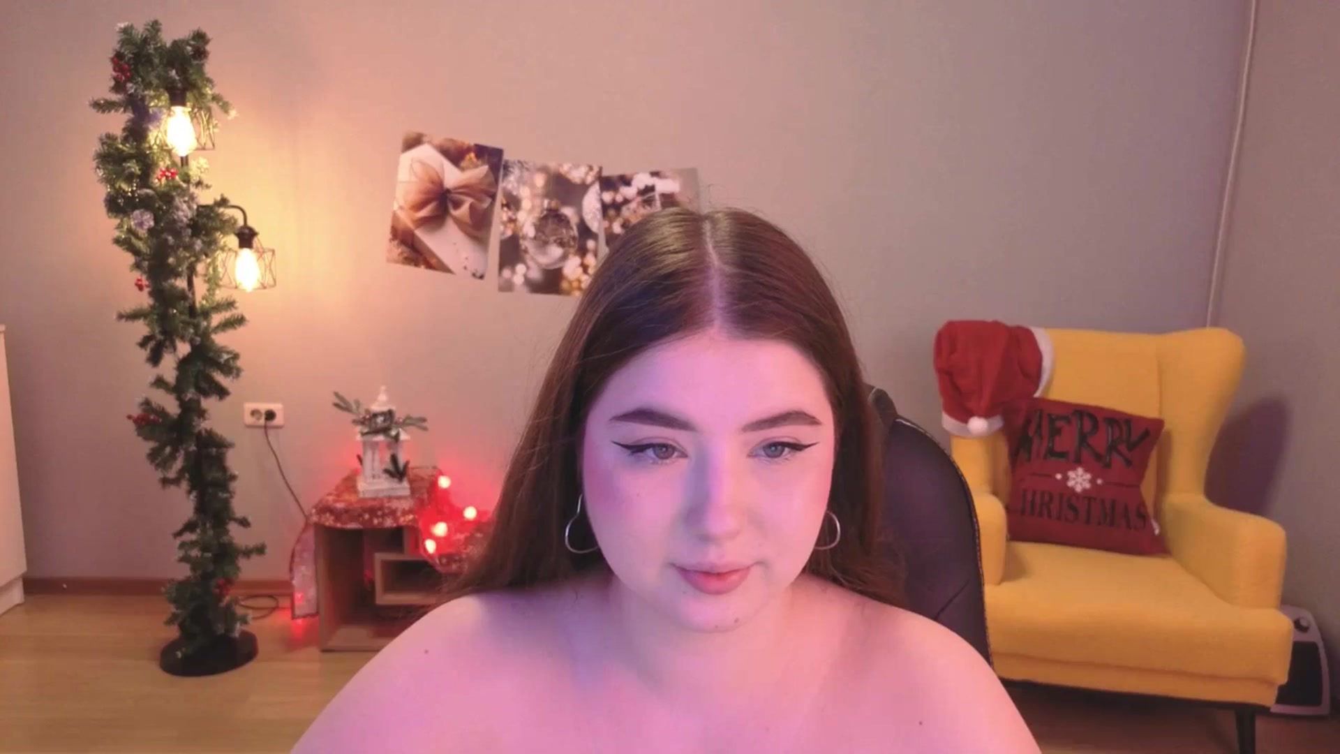 Gallery image thumbnail from EnigmaVeil's myfreecams stream on, 12/27/2025, 18:41 image 4 of 20