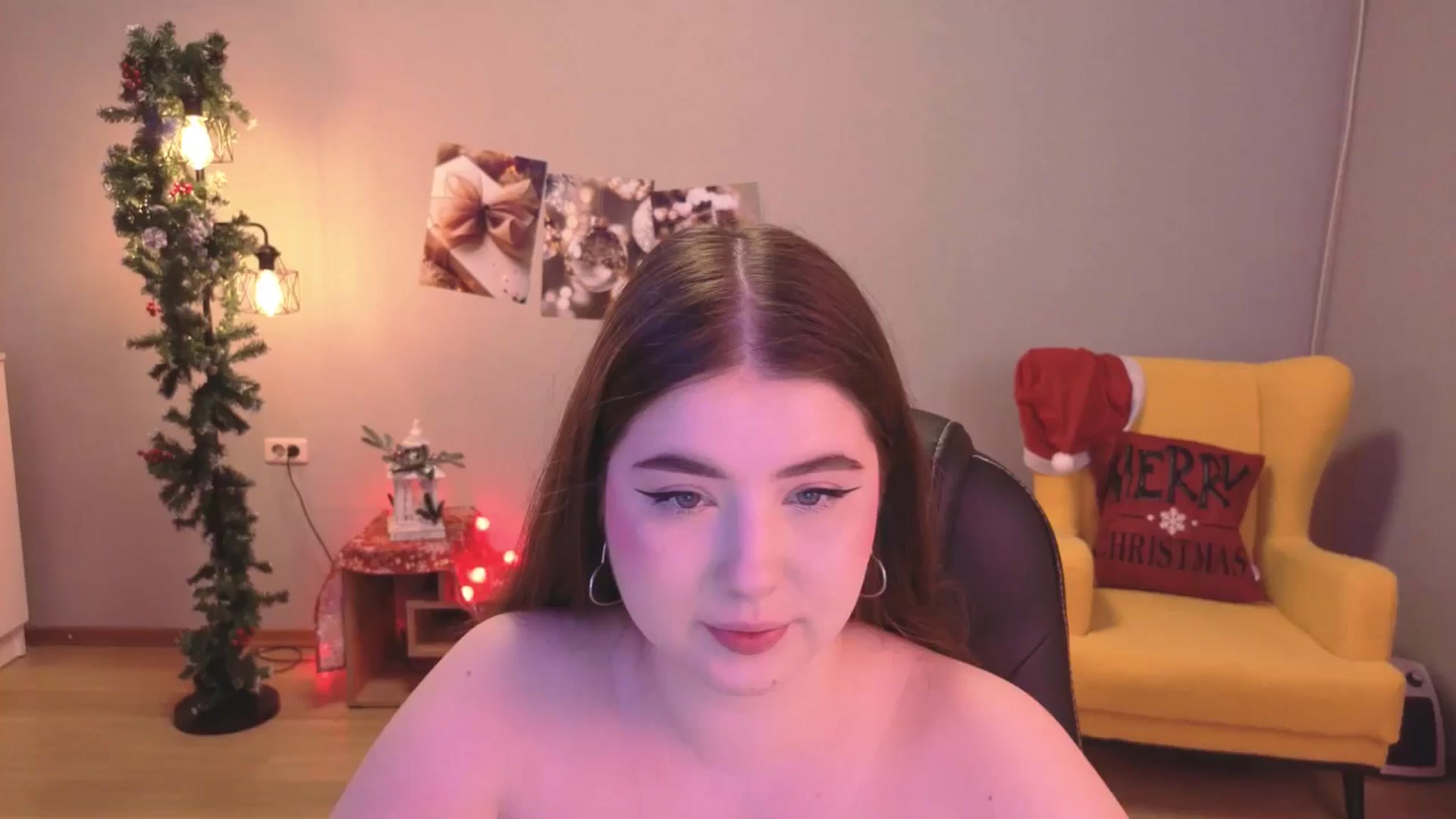 Gallery image thumbnail from EnigmaVeil's myfreecams stream on, 12/27/2025, 18:41 image 5 of 20