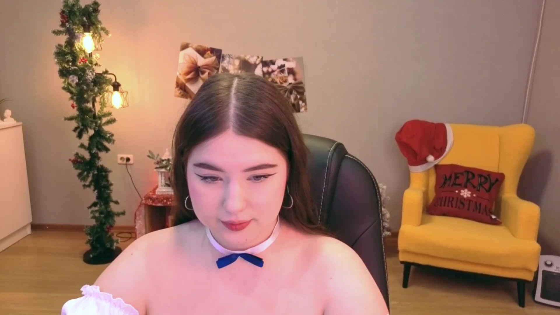 Gallery image thumbnail from EnigmaVeil's myfreecams stream on, 12/29/2025, 21:08 image 1 of 20