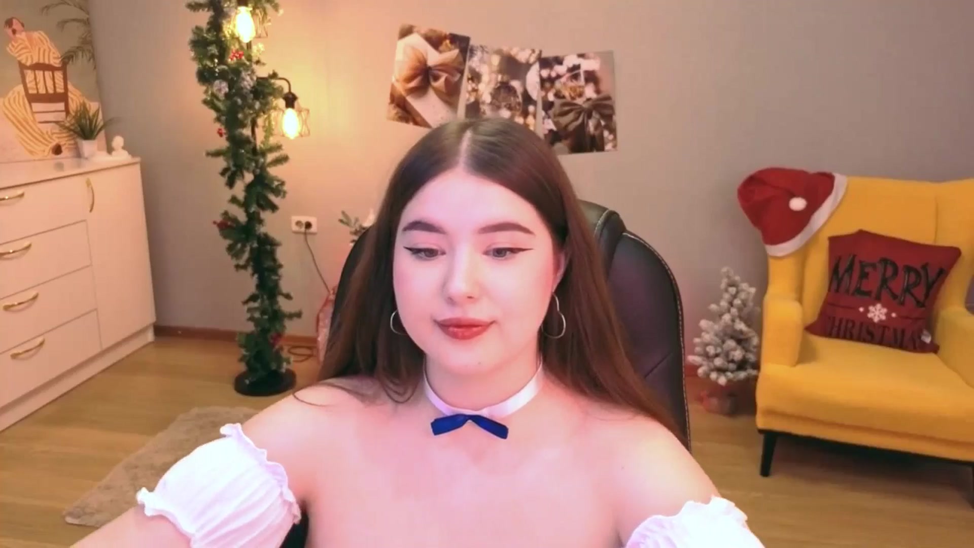 Gallery image thumbnail from EnigmaVeil's myfreecams stream on, 12/29/2025, 23:49 image 19 of 20