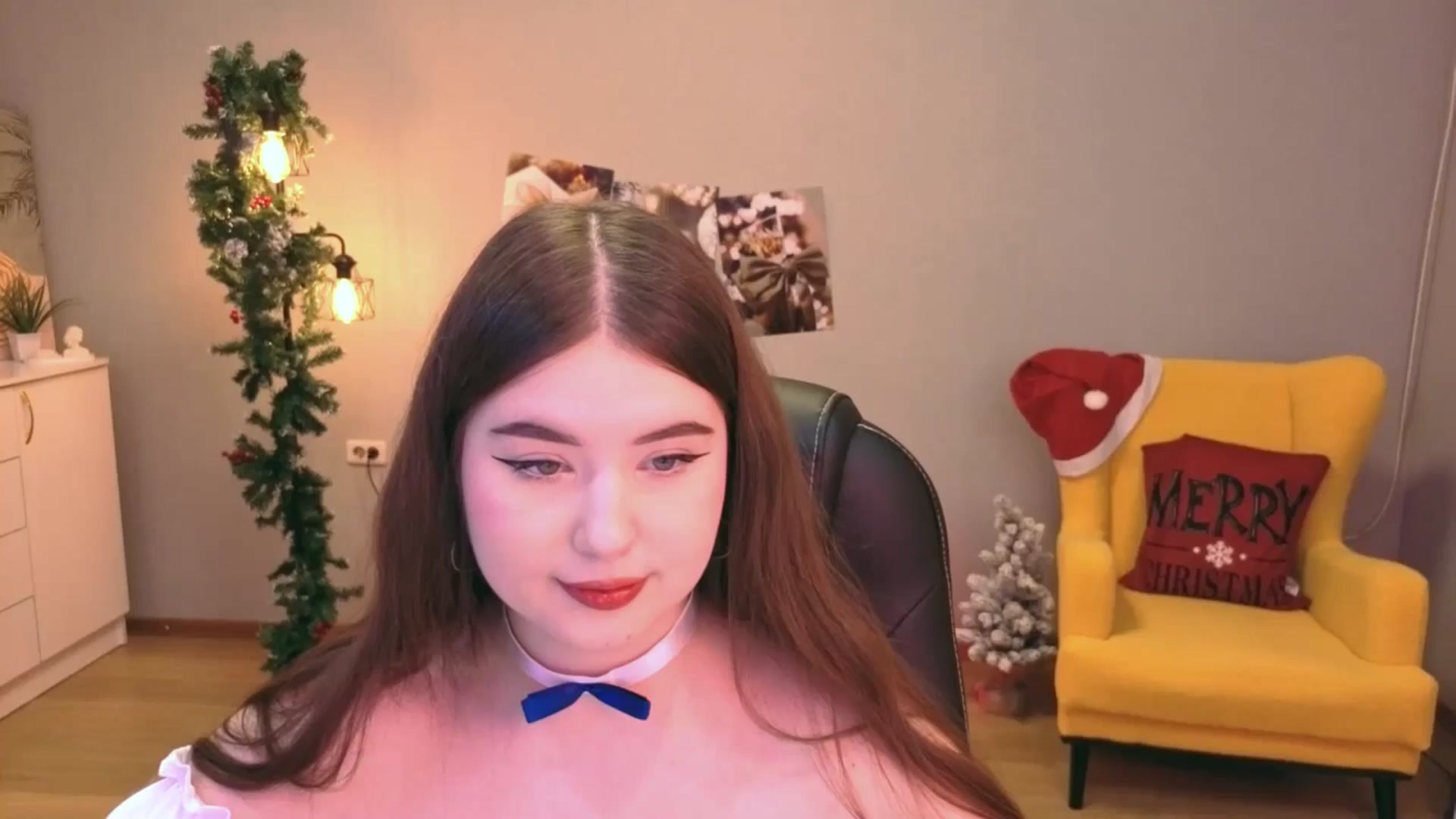 Gallery image thumbnail from EnigmaVeil's myfreecams stream on, 12/29/2025, 23:49 image 4 of 20