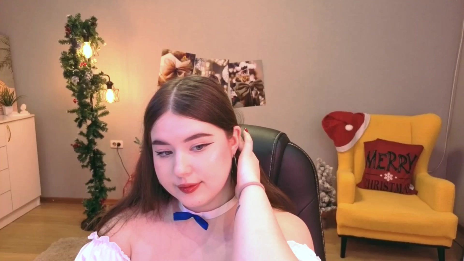 Gallery image thumbnail from EnigmaVeil's myfreecams stream on, 12/29/2025, 23:49 image 9 of 20