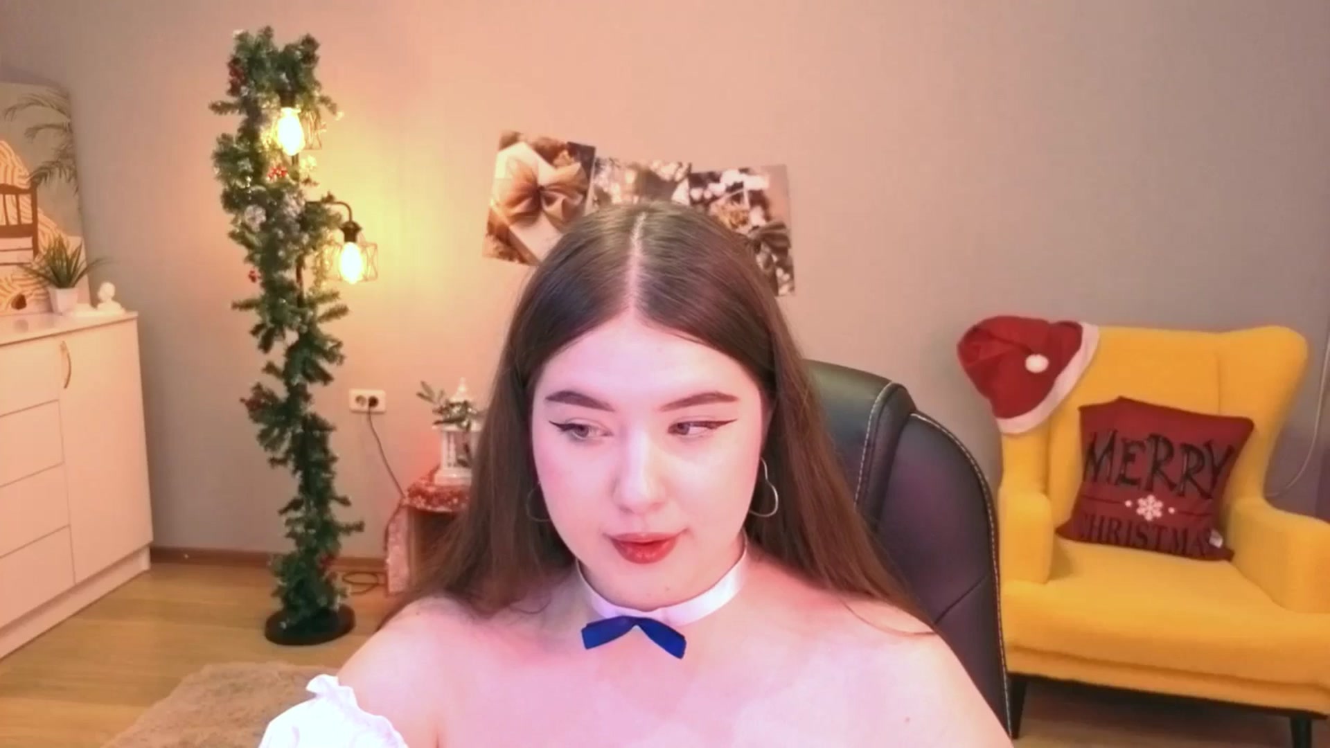 Gallery image thumbnail from EnigmaVeil's myfreecams stream on, 12/30/2025, 01:02 image 3 of 20