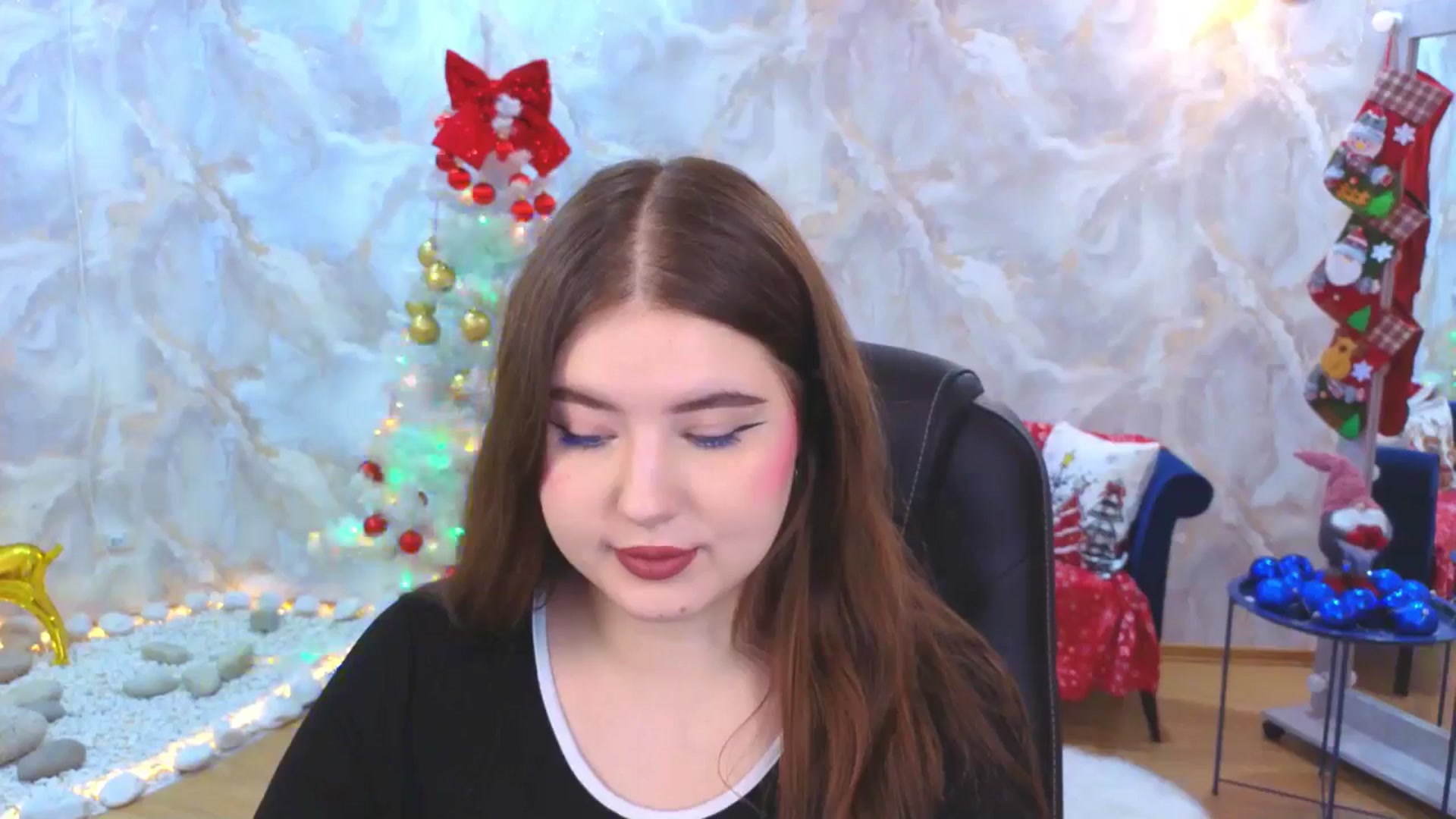 Gallery image thumbnail from EnigmaVeil's myfreecams stream on, 12/30/2025, 19:49 image 14 of 20