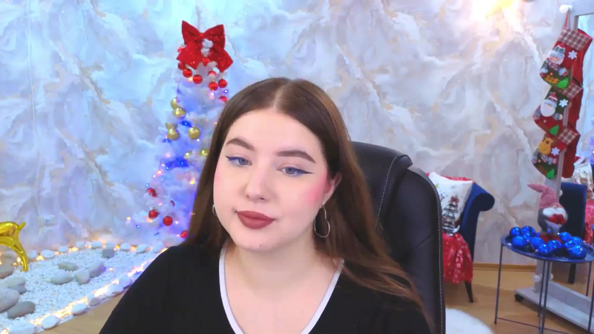 Gallery image thumbnail from EnigmaVeil's myfreecams stream on, 12/30/2025, 19:49 image 17 of 20