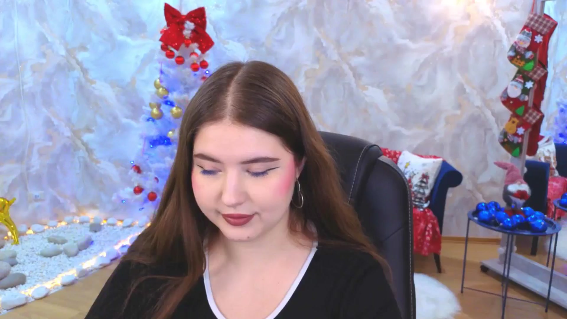 Gallery image thumbnail from EnigmaVeil's myfreecams stream on, 12/30/2025, 21:21 image 4 of 20