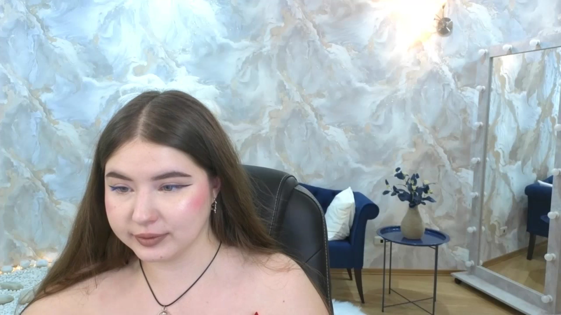 Gallery image thumbnail from EnigmaVeil's myfreecams stream on, 01/27/2026, 08:40 image 13 of 20