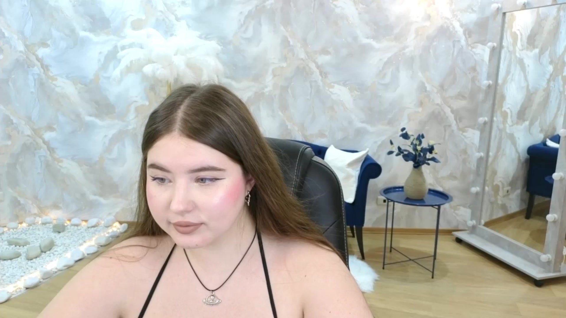 Gallery image thumbnail from EnigmaVeil's myfreecams stream on, 01/28/2026, 07:47 image 2 of 20