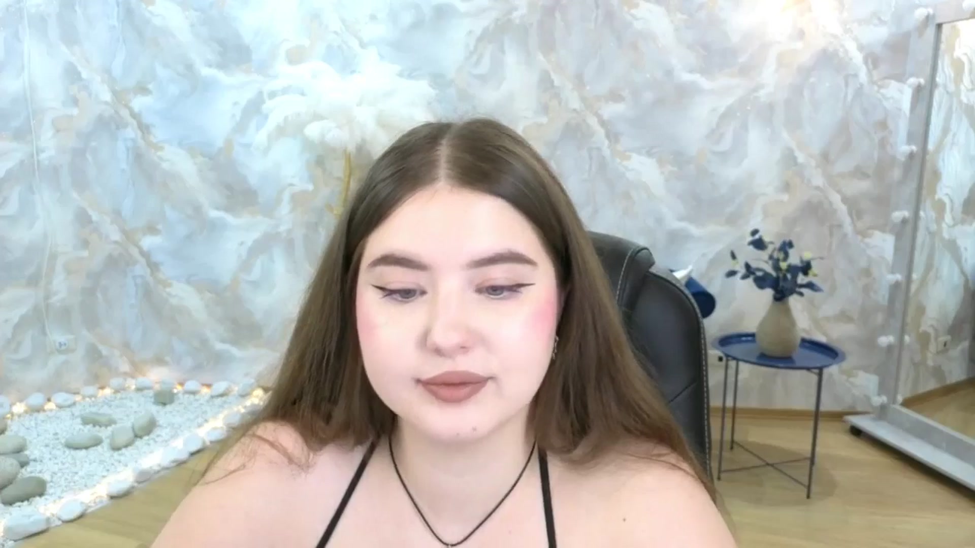 Gallery image thumbnail from EnigmaVeil's myfreecams stream on, 01/28/2026, 09:48 image 19 of 20