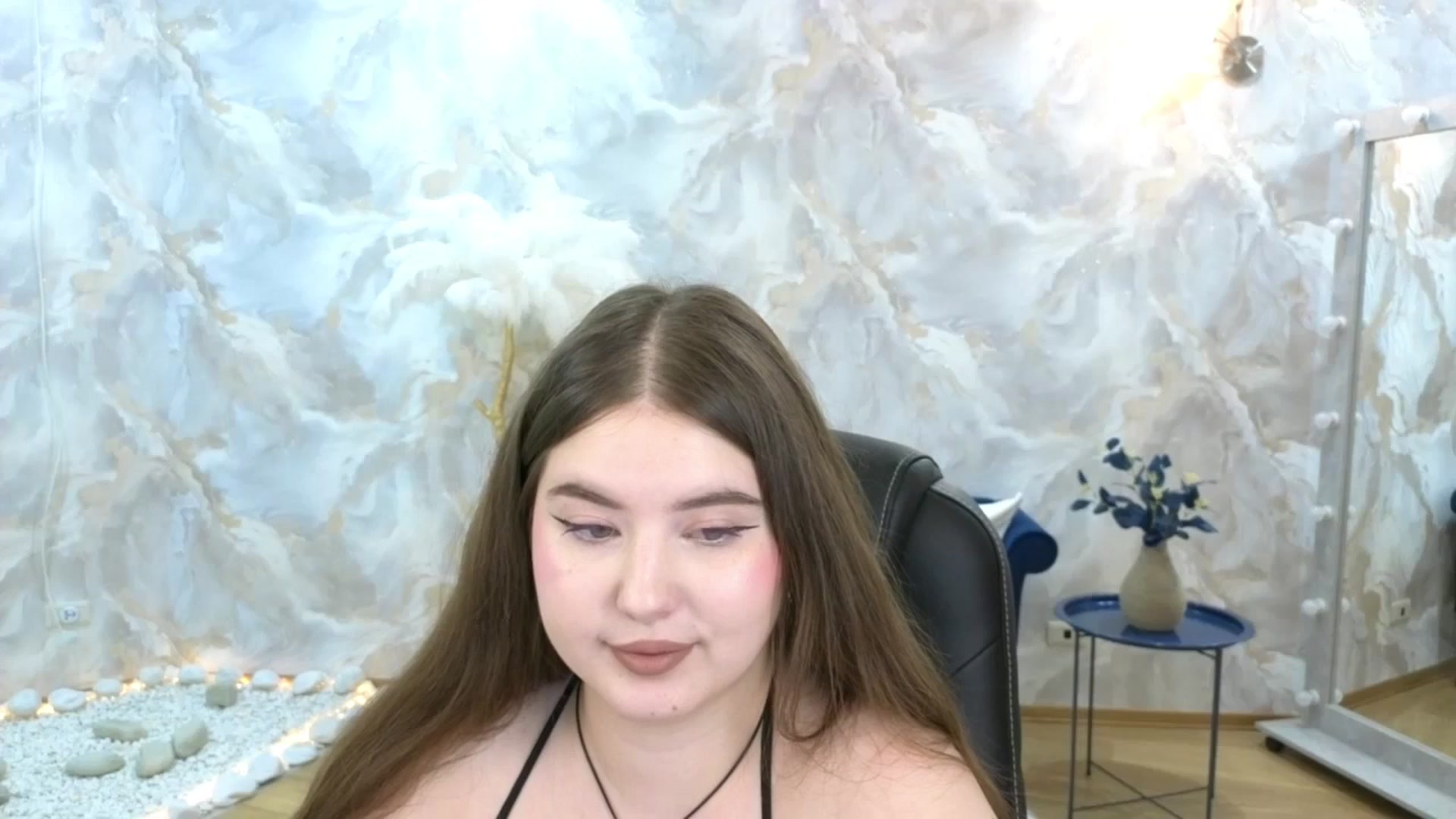 Gallery image thumbnail from EnigmaVeil's myfreecams stream on, 01/28/2026, 09:48 image 16 of 20