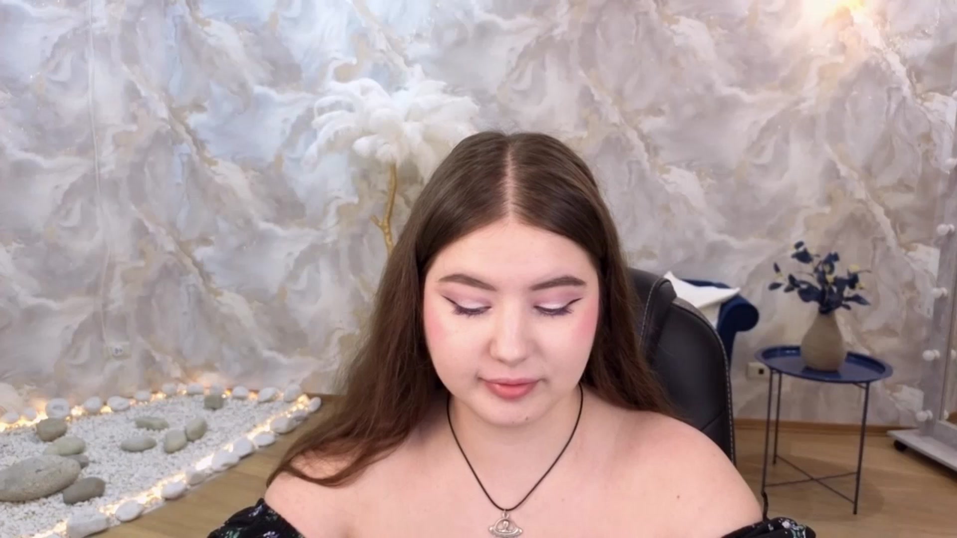 Gallery image thumbnail from EnigmaVeil's myfreecams stream on, 01/29/2026, 19:02 image 2 of 20