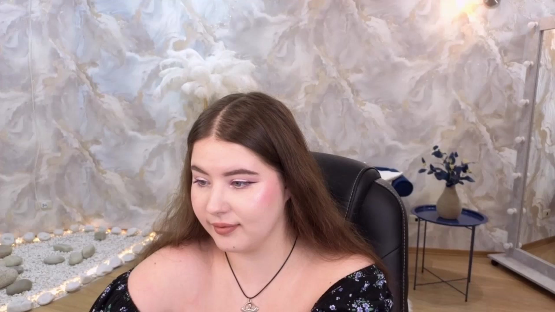 Gallery image thumbnail from EnigmaVeil's myfreecams stream on, 01/29/2026, 19:47 image 18 of 20