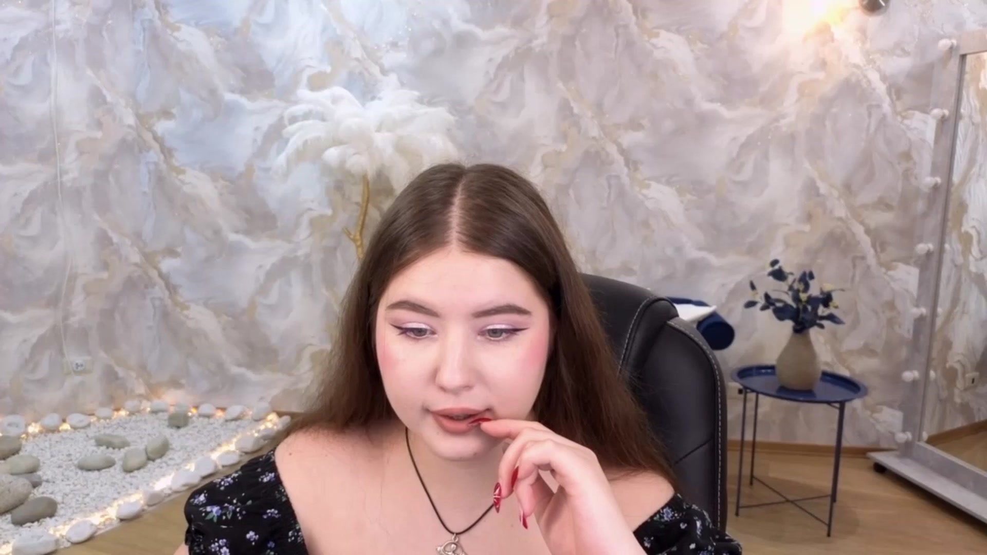 Gallery image thumbnail from EnigmaVeil's myfreecams stream on, 01/29/2026, 19:47 image 3 of 20