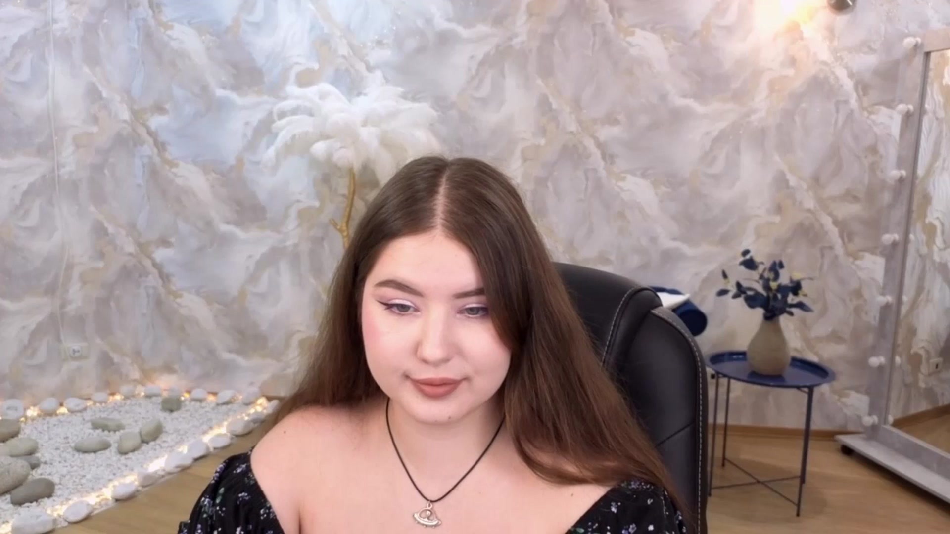 Gallery image thumbnail from EnigmaVeil's myfreecams stream on, 01/29/2026, 19:47 image 20 of 20