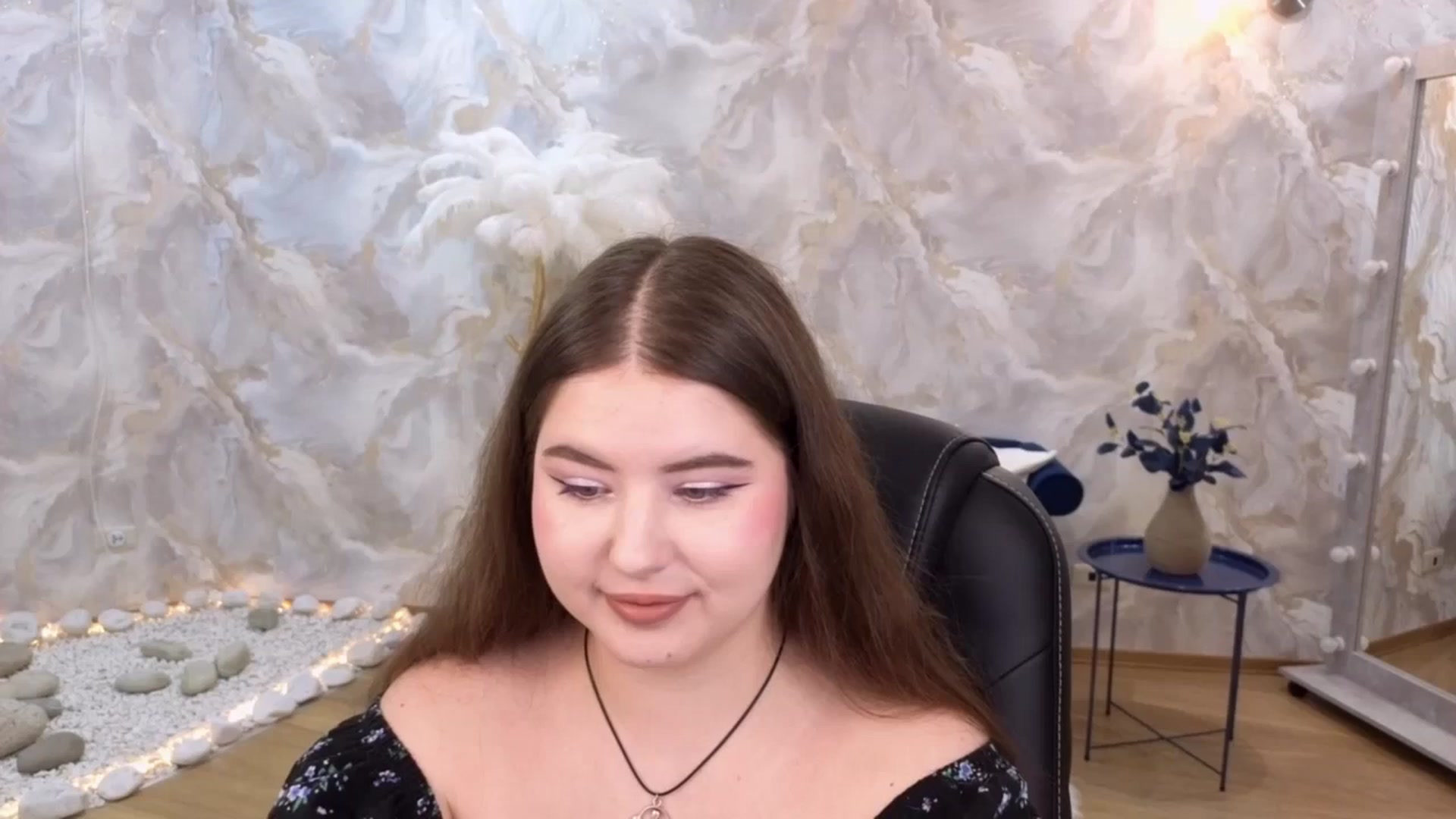 Gallery image thumbnail from EnigmaVeil's myfreecams stream on, 01/29/2026, 19:47 image 16 of 20