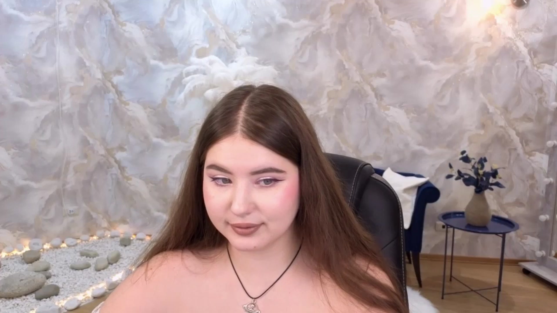 Gallery image thumbnail from EnigmaVeil's myfreecams stream on, 01/30/2026, 01:01 image 2 of 20