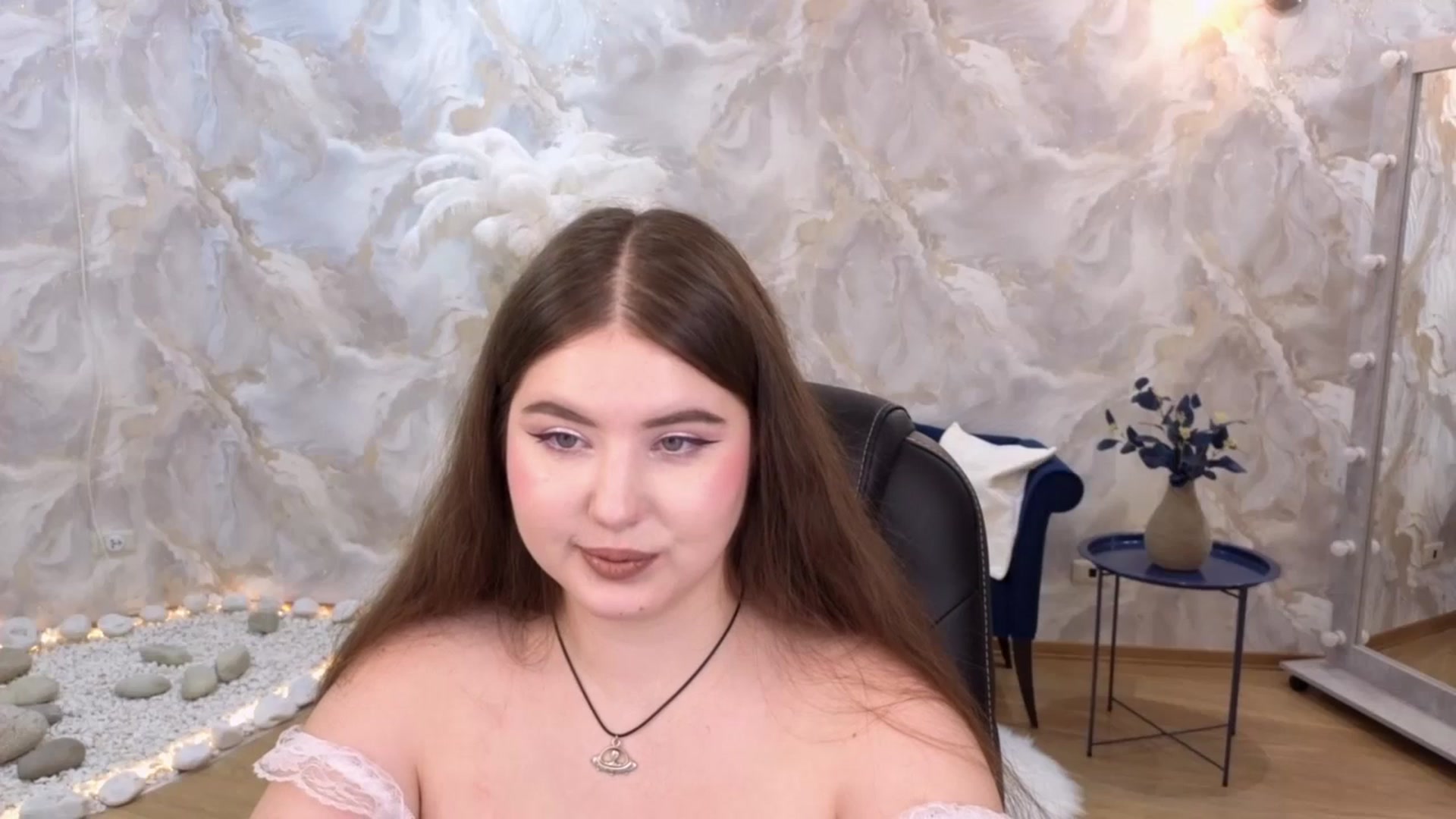 Gallery image thumbnail from EnigmaVeil's myfreecams stream on, 01/30/2026, 01:01 image 17 of 20