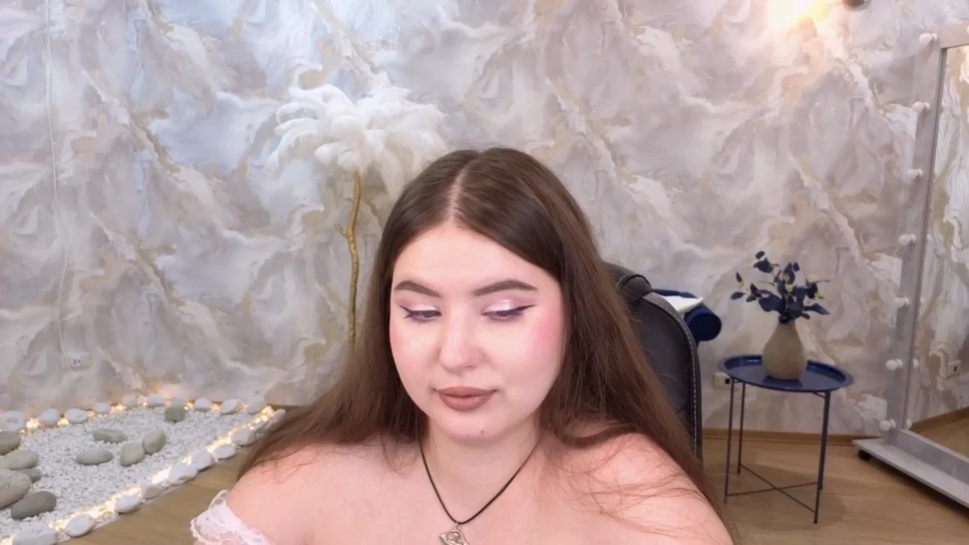 Gallery image thumbnail from EnigmaVeil's myfreecams stream on, 01/30/2026, 01:01 image 19 of 20