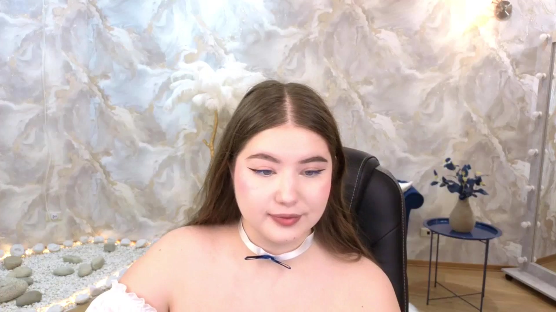 Gallery image thumbnail from EnigmaVeil's myfreecams stream on, 01/30/2026, 19:00 image 14 of 20