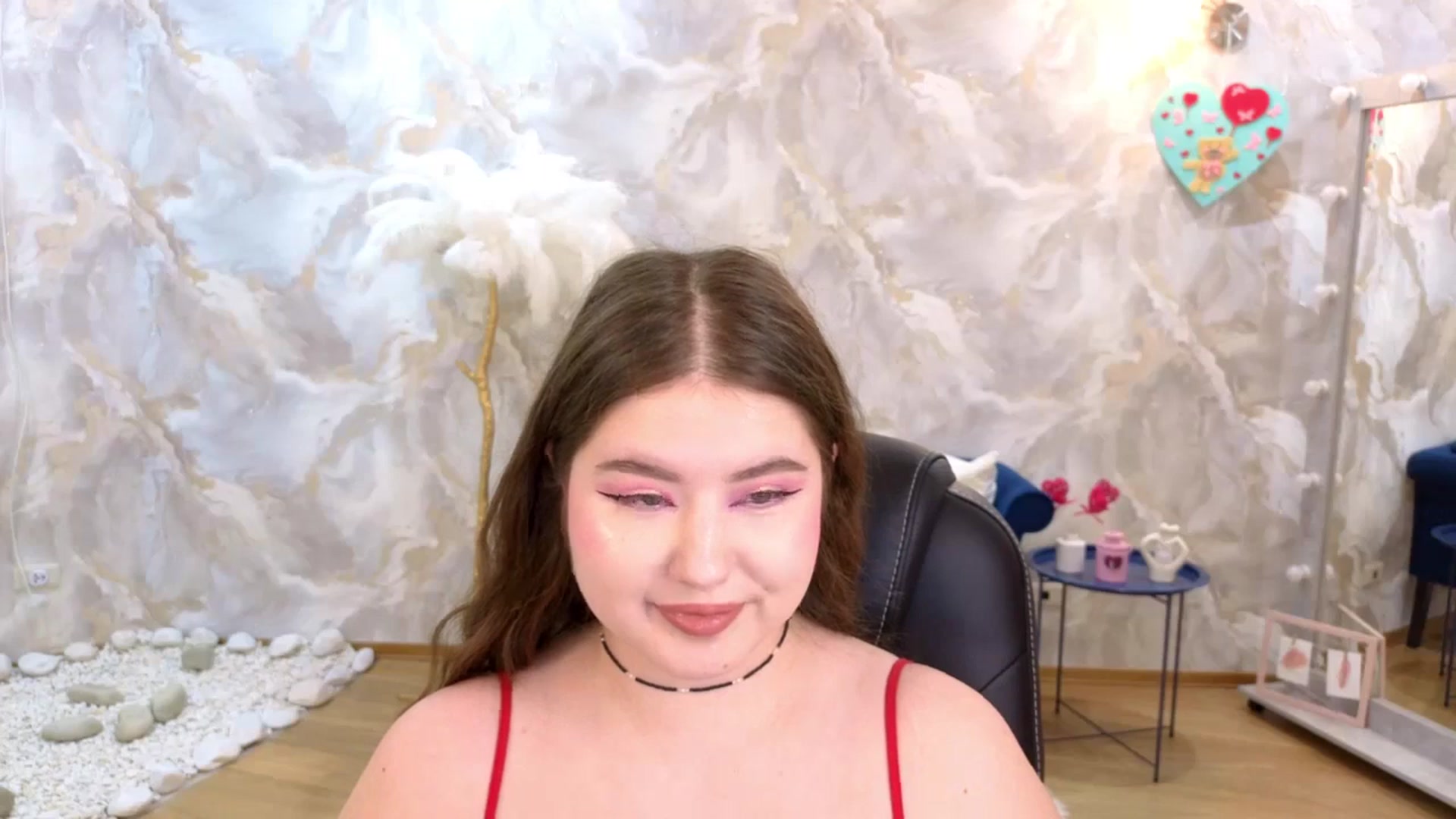 Gallery image thumbnail from EnigmaVeil's myfreecams stream on, 02/14/2026, 18:40 image 4 of 20