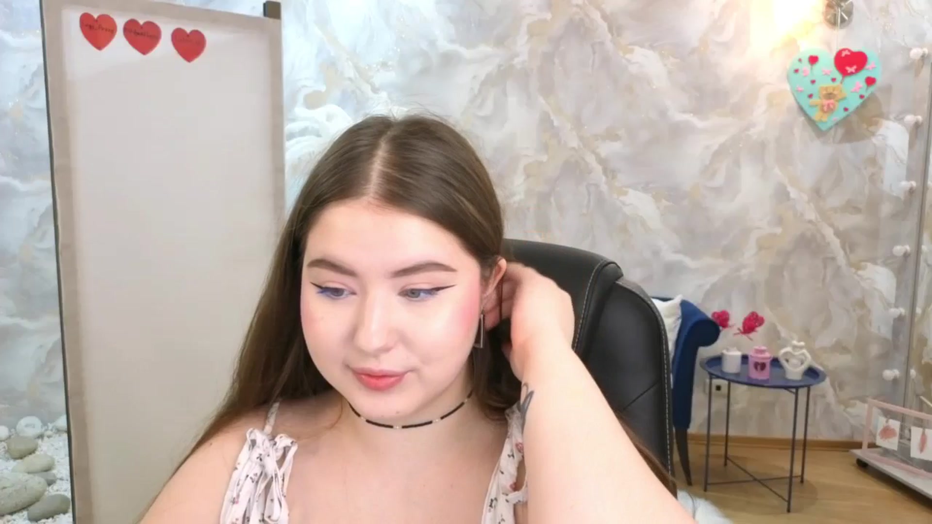 Gallery image thumbnail from EnigmaVeil's myfreecams stream on, 02/15/2026, 19:18 image 19 of 20