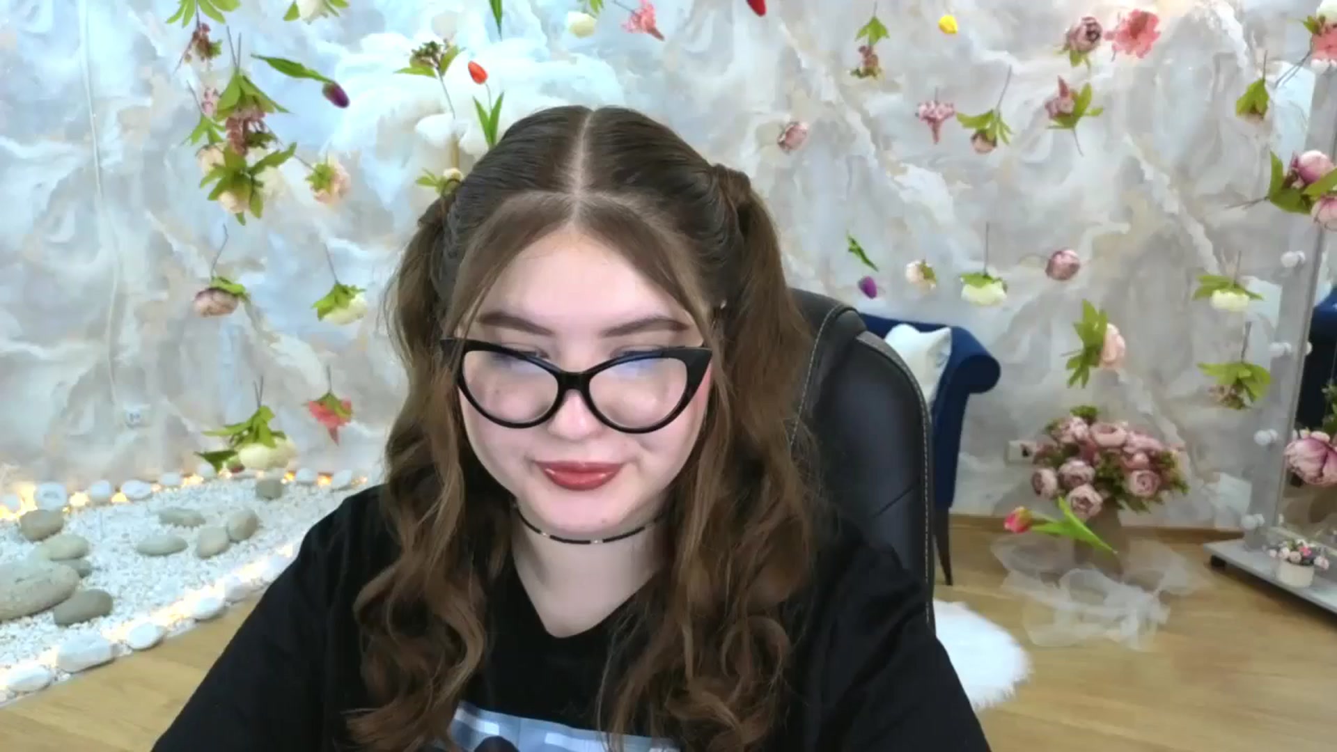 Gallery image thumbnail from EnigmaVeil's myfreecams stream on, 03/06/2026, 19:47 image 17 of 20