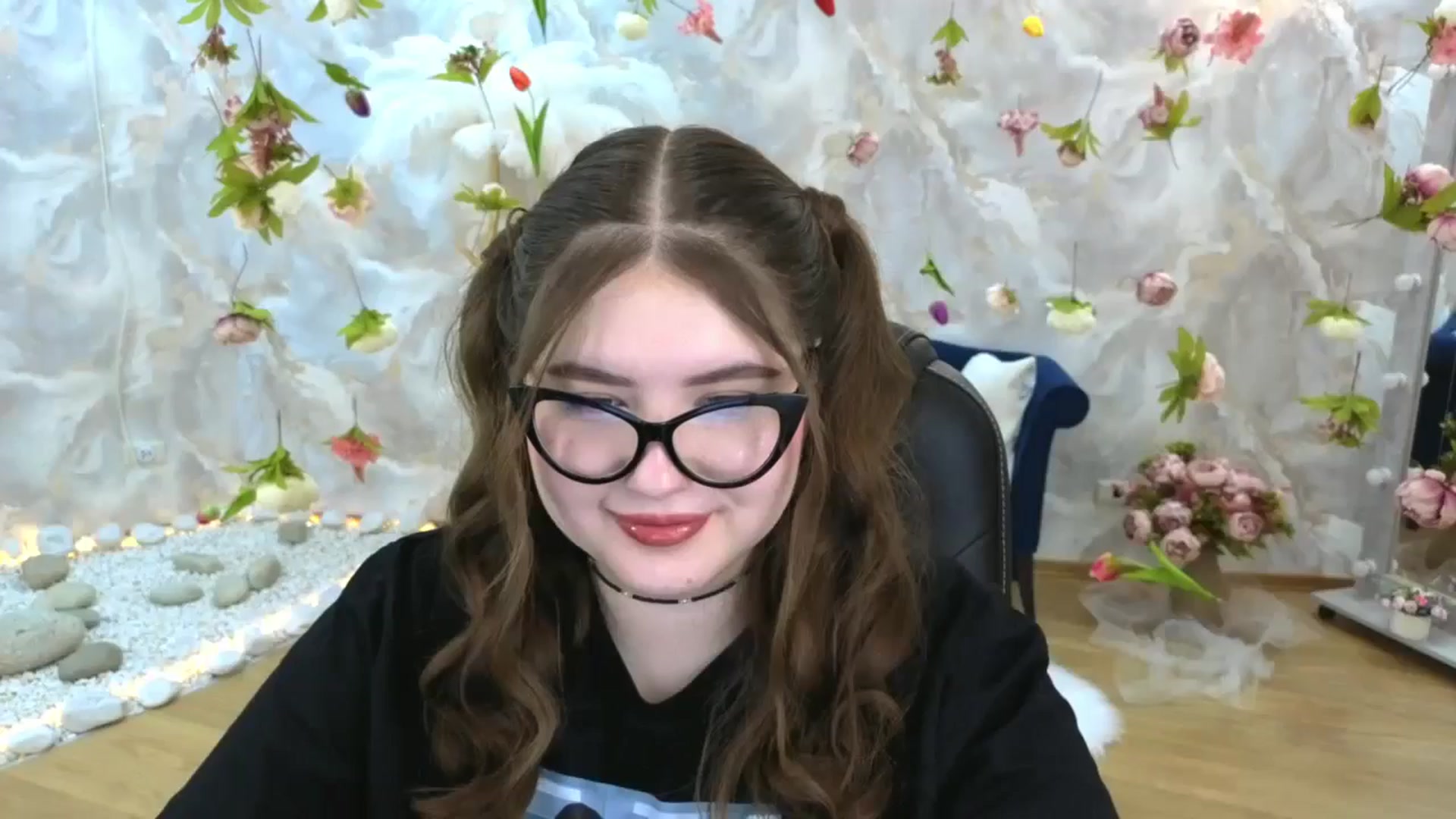 Gallery image thumbnail from EnigmaVeil's myfreecams stream on, 03/06/2026, 19:47 image 13 of 20