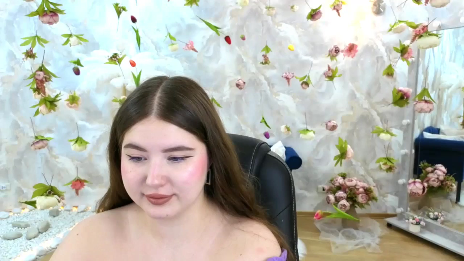 Gallery image thumbnail from EnigmaVeil's myfreecams stream on, 03/08/2026, 21:05 image 4 of 20