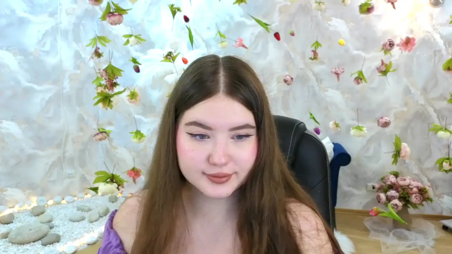 Gallery image thumbnail from EnigmaVeil's myfreecams stream on, 03/08/2026, 21:43 image 4 of 20