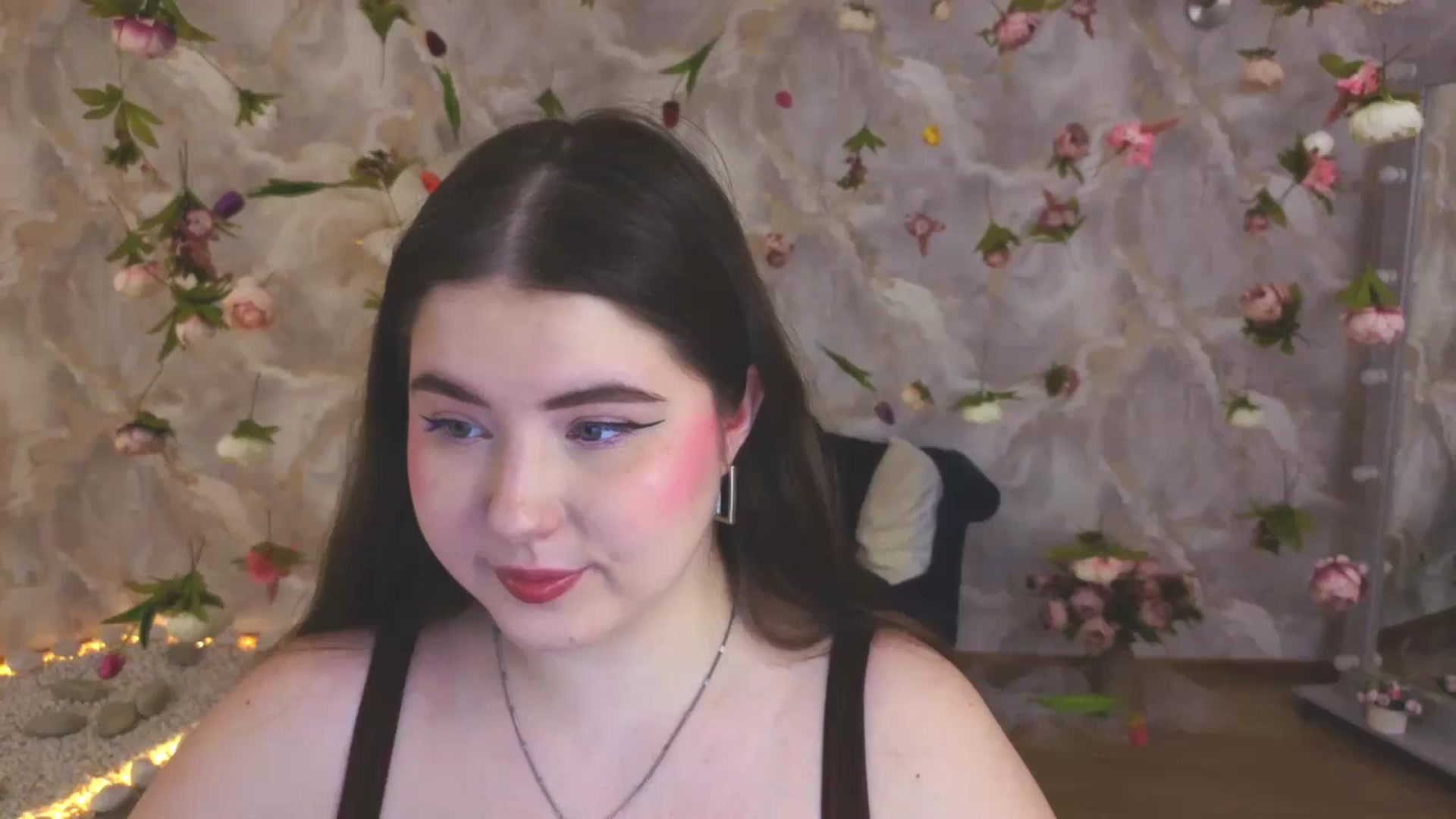 Gallery image thumbnail from EnigmaVeil's myfreecams stream on, 03/14/2026, 20:10 image 6 of 20