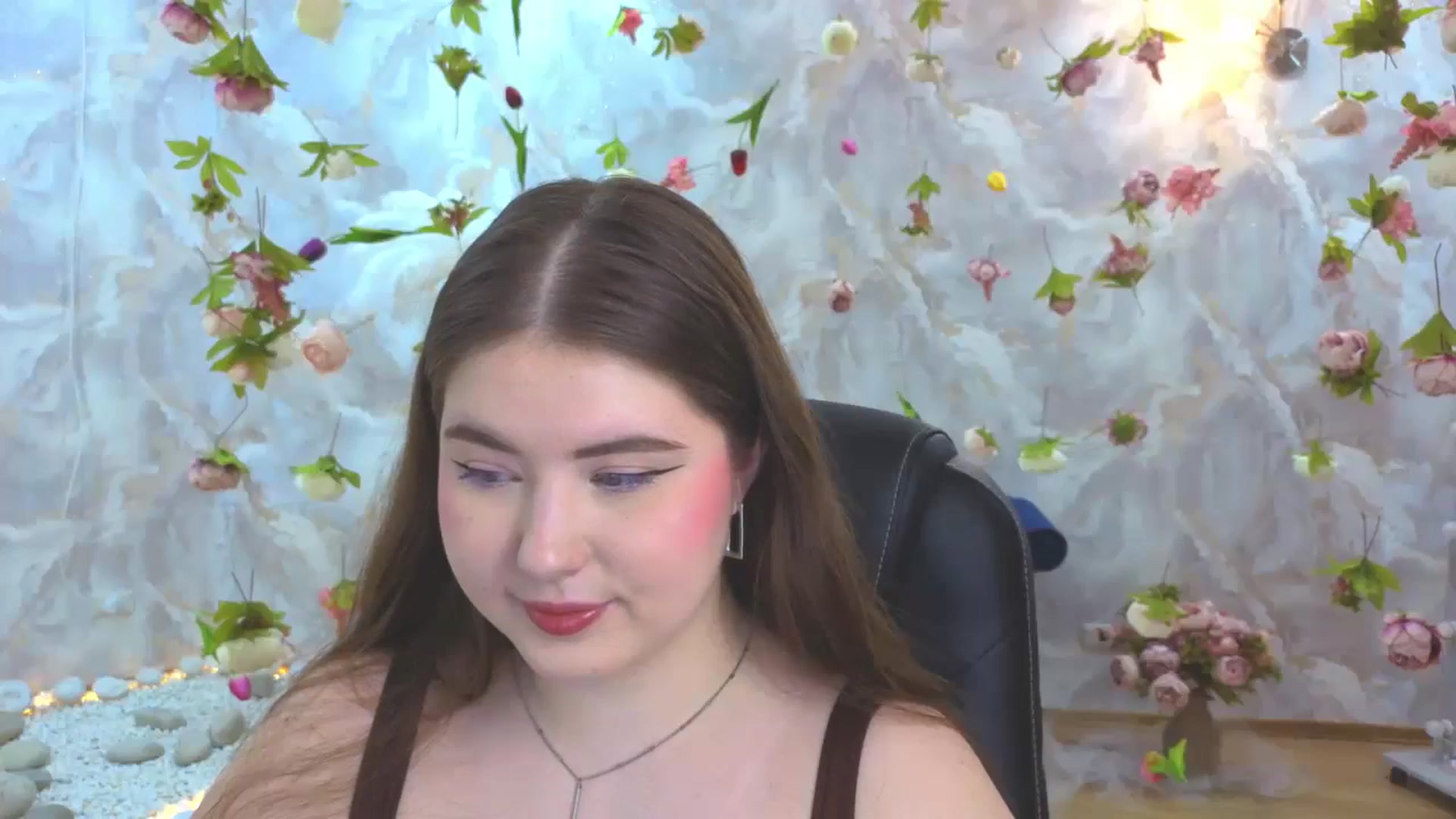 Gallery image thumbnail from EnigmaVeil's myfreecams stream on, 03/14/2026, 20:59 image 13 of 20