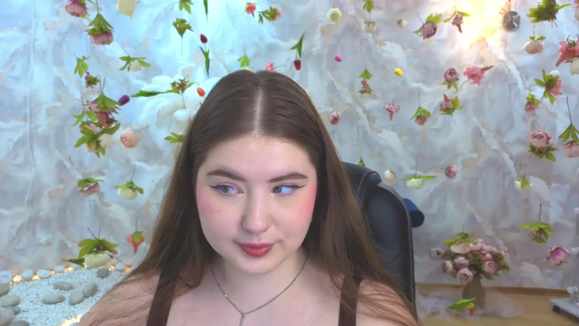 Gallery image thumbnail from EnigmaVeil's myfreecams stream on, 03/14/2026, 20:59 image 16 of 20