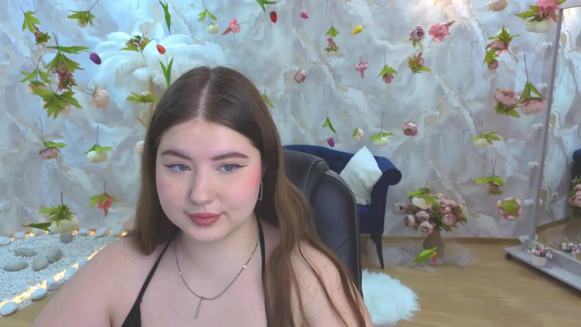 Gallery image thumbnail from EnigmaVeil's myfreecams stream on, 03/17/2026, 06:00 image 19 of 20