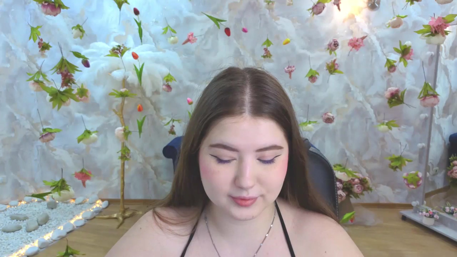 Gallery image thumbnail from EnigmaVeil's myfreecams stream on, 03/17/2026, 06:00 image 4 of 20