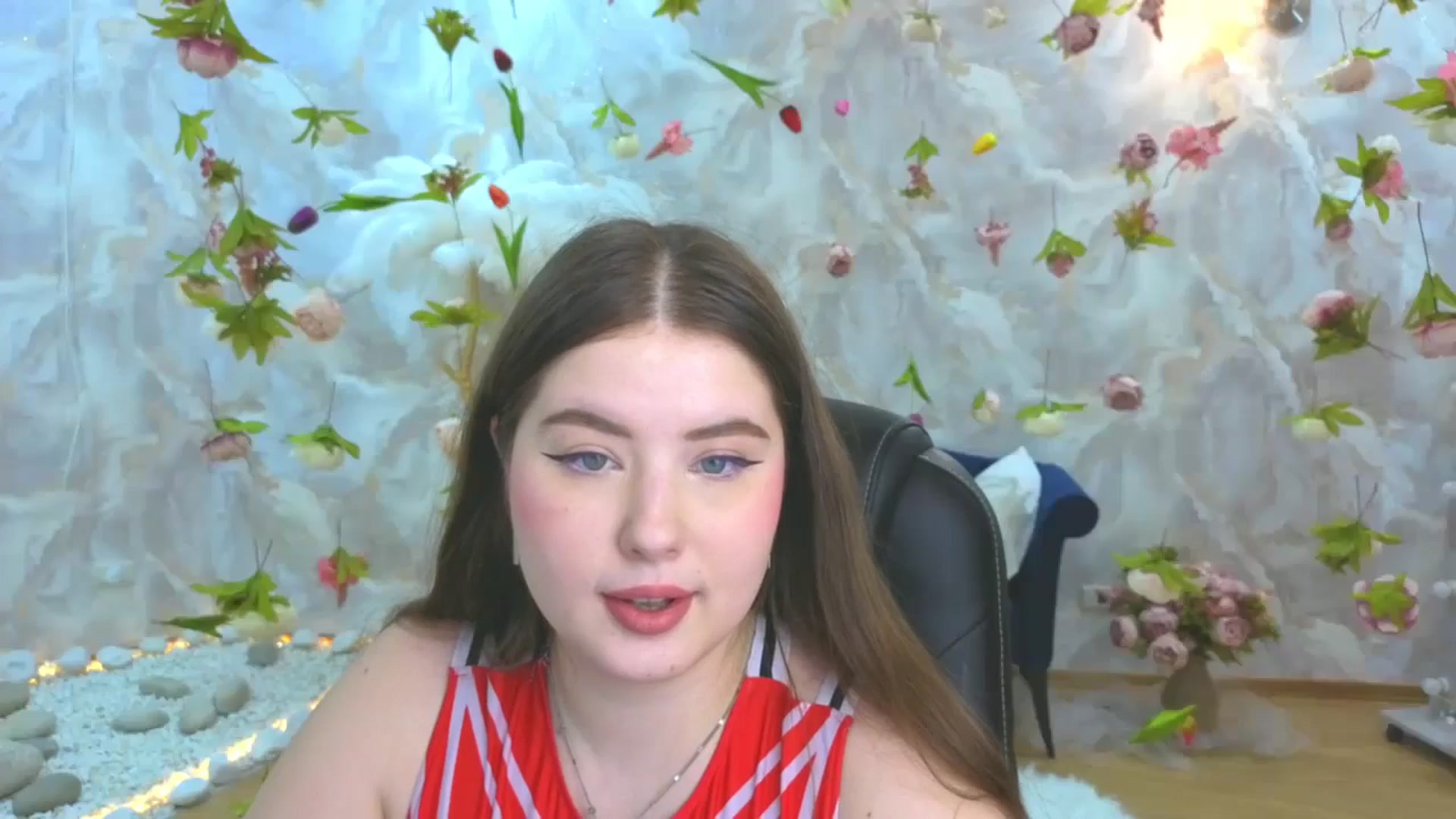 Gallery image thumbnail from EnigmaVeil's myfreecams stream on, 03/17/2026, 10:36 image 18 of 20
