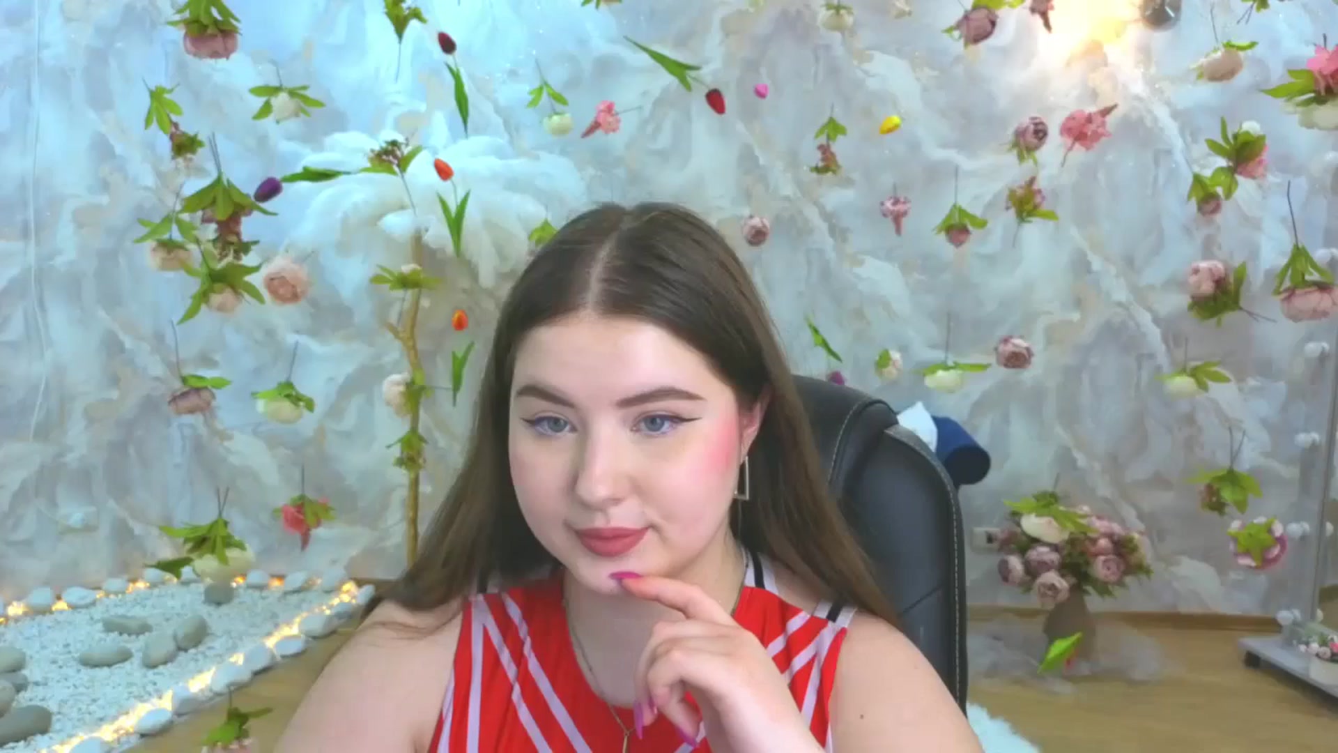 Gallery image thumbnail from EnigmaVeil's myfreecams stream on, 03/17/2026, 11:59 image 13 of 20