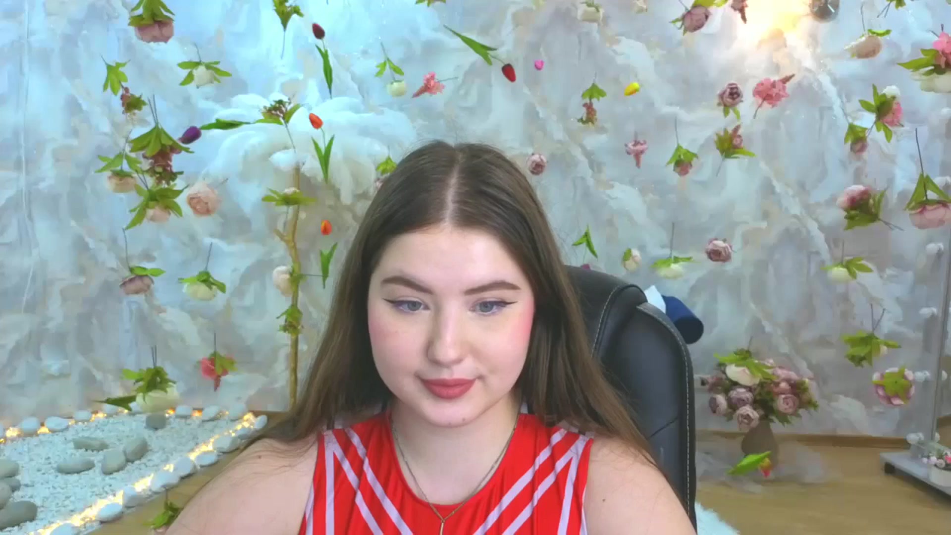 Gallery image thumbnail from EnigmaVeil's myfreecams stream on, 03/17/2026, 11:59 image 16 of 20
