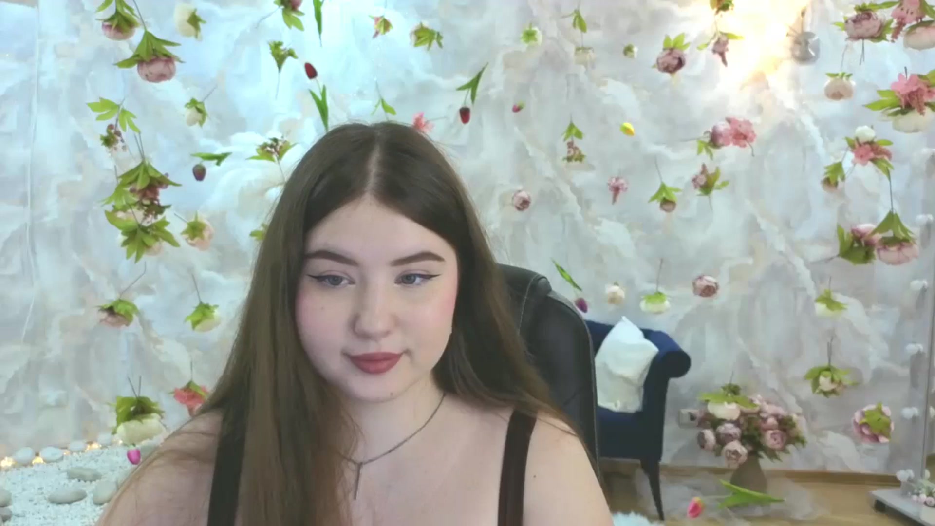 Gallery image thumbnail from EnigmaVeil's myfreecams stream on, 03/18/2026, 07:14 image 14 of 20