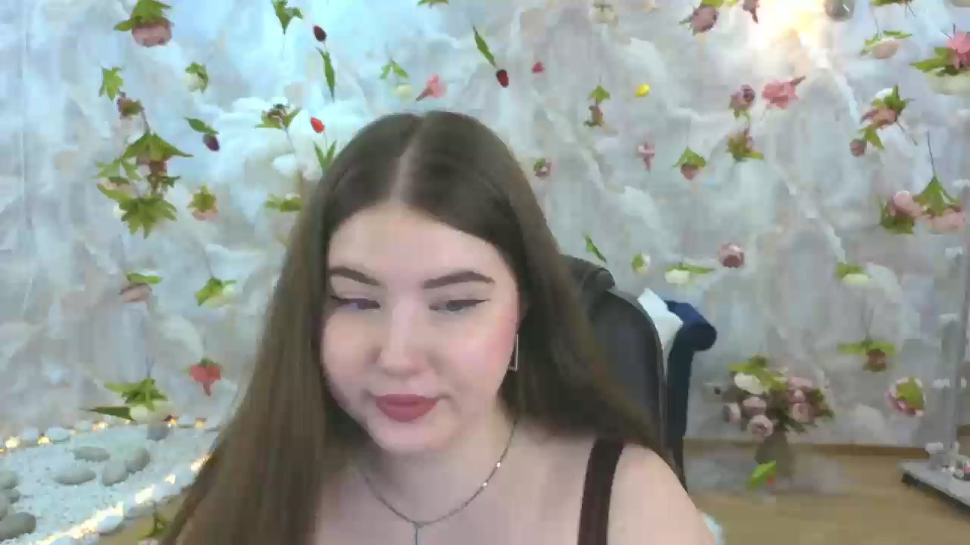 Gallery image thumbnail from EnigmaVeil's myfreecams stream on, 03/18/2026, 08:31 image 19 of 20