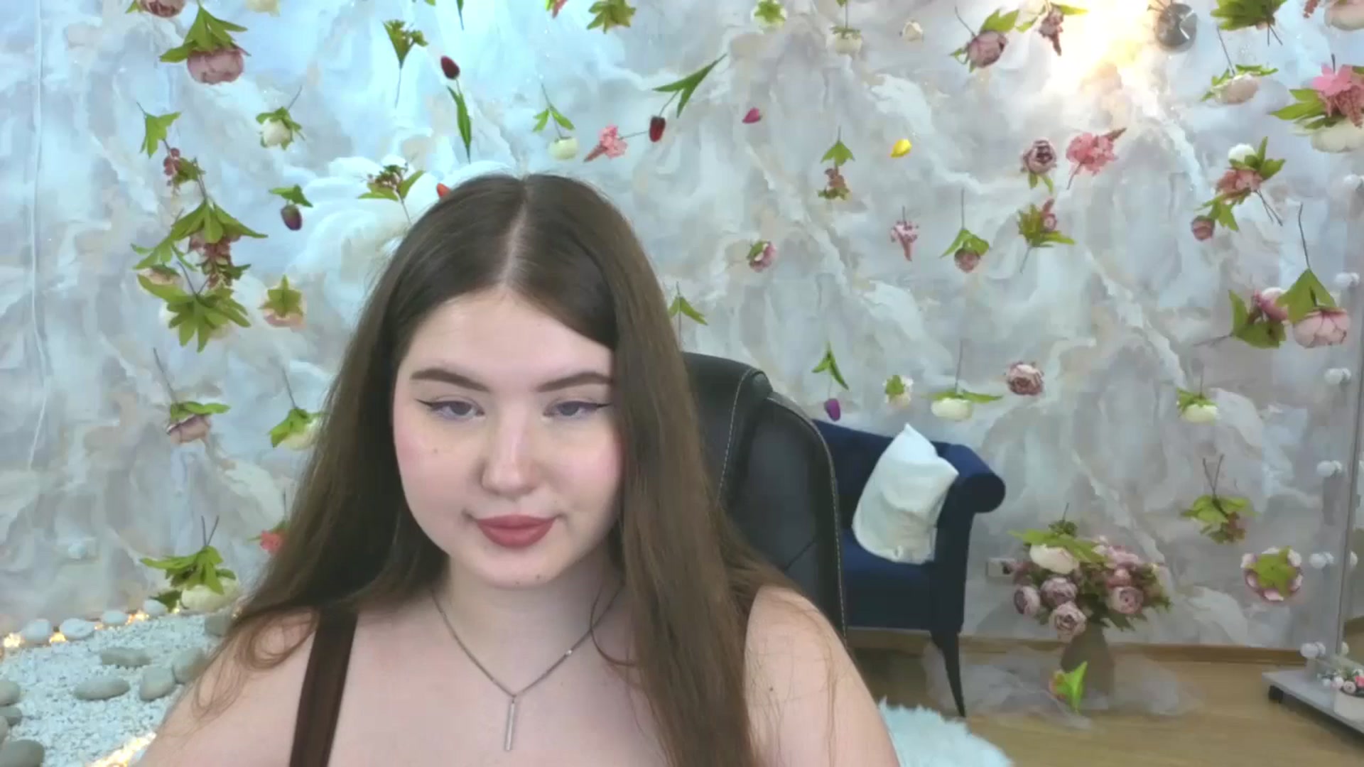 Gallery image thumbnail from EnigmaVeil's myfreecams stream on, 03/18/2026, 09:09 image 12 of 20